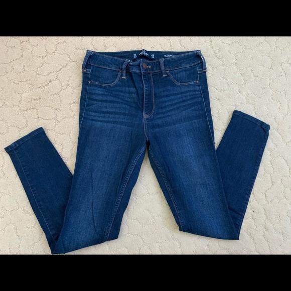 Hollister High Rise Super Skinny - Picture 1 of 3